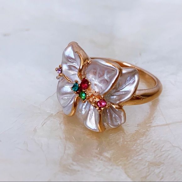 Rose Gold White Floral Cz Romantic Ring - Picture 2 of 8